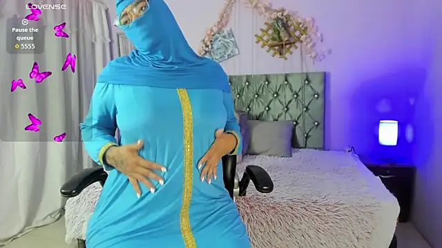 AmiraAbadi online show from September 20, 12:58 pm