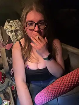 Snapshot of adventuresinsky chatting on September 22, 5:06 am adventuresinsky online show from September 22, 5:06 am