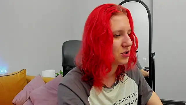 Hailey Foxy online show from April 22, 11:51 am