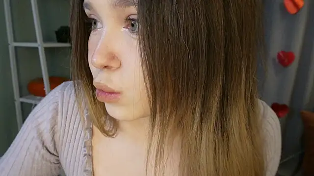 Lina Glow online show from February 11, 7:43 am