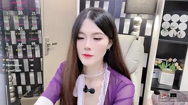 Yueyue-MM online show from November 15, 8:04 am