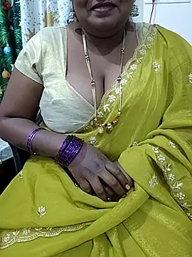 Silk Smitha 27 online show from December 19, 4:32 pm