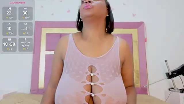 PenelopeBoobss online show from June 10, 9:35 pm