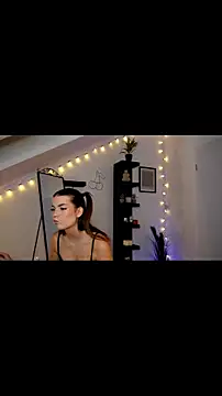 Snapshot of SophieFleur chatting on September 20, 11:30 am SophieFleur online show from September 20, 11:30 am
