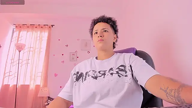 LiaaMoretzz online show from February 17, 7:35 pm