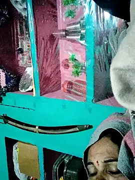 Pooja750 online show from November 18, 10:22 pm