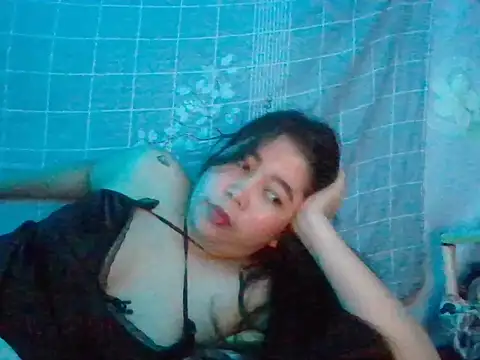 Asianhotskinny online show from July 8, 5:04 pm