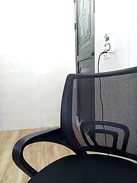 Viviann08 online show from April 18, 4:04 am