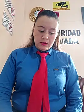 Hannah-colx online show from April 18, 3:25 pm