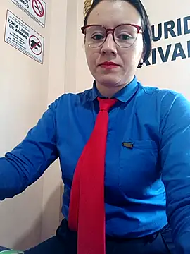 Hannah-colx online show from November 3, 4:55 pm