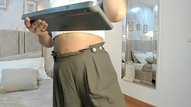 Larissa Miller online show from September 13, 12:02 pm