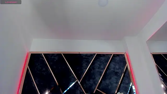 SusanaHenao online show from September 8, 5:23 pm