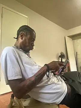 SucculentSexiness0 online show from April 1, 9:45 pm