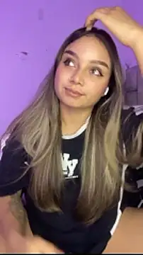 AnnyLopezzz  online show from January 9, 4:06 am