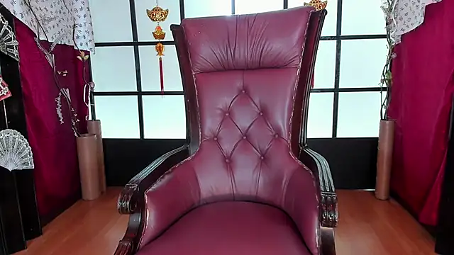 emma ayala online show from November 21, 8:22 pm