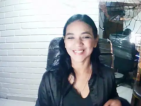 MiiaVelasquez online show from October 26, 5:25 am