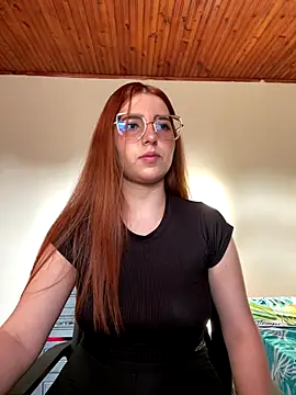 CoraVibes online show from November 7, 11:38 am