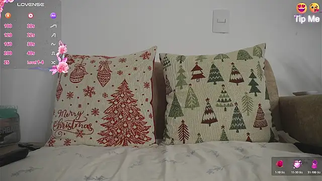 Roxybeautyy online show from February 23, 9:20 am