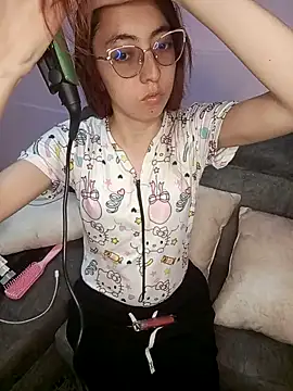 AnnieSparkle online show from October 11, 12:26 am