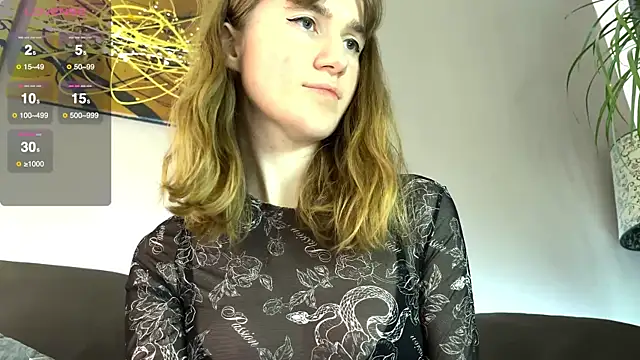 velina   online show from November 1, 3:49 pm