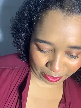 Yera brown69 online show from December 4, 8:09 pm