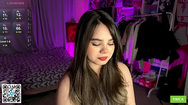 PinkiRay online show from October 10, 6:24 pm