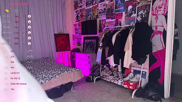 PinkiRay online show from October 23, 6:14 pm