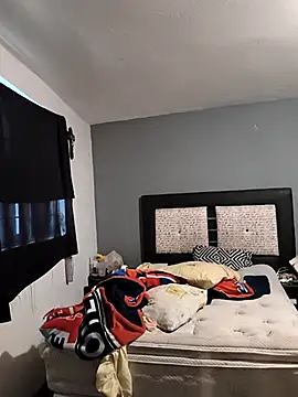 25Kristina online show from October 2, 8:25 pm