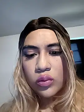 25Kristina online show from October 1, 5:07 pm