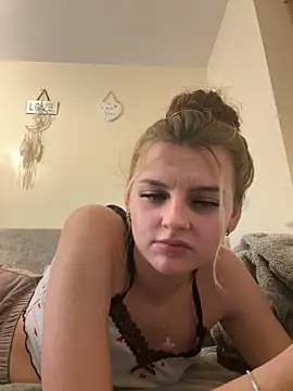 Summer21k online show from November 25, 9:04 pm