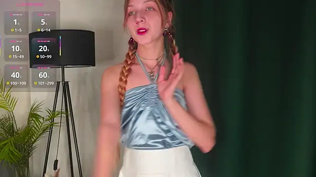 CameliaGlaue online show from October 22, 11:04 am