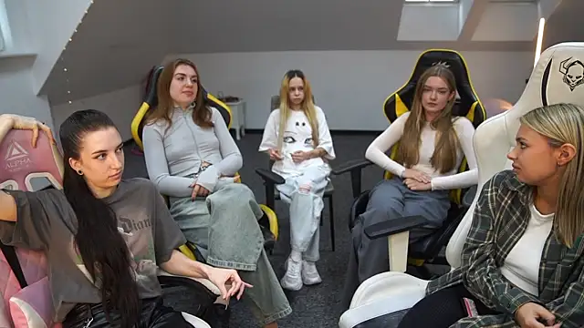  Lili 054 online show from September 23, 10:57 am