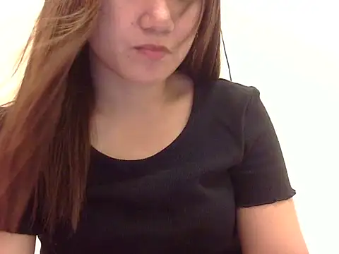 Lovelyclaya online show from December 18, 2:49 am