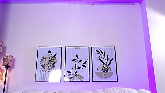 Violeta Foxz online show from August 3, 8:14 pm