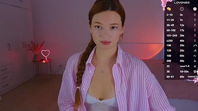 CuteAriel7 online show from July 6, 4:31 pm