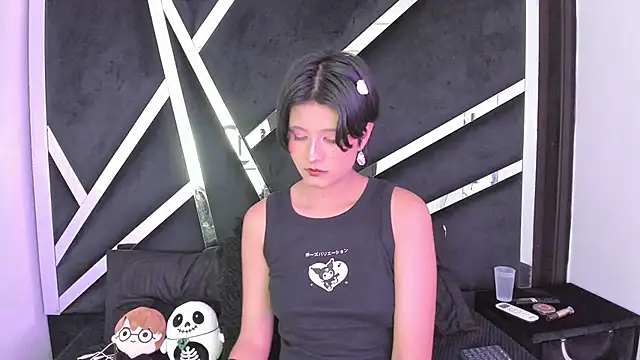 natsumiht online show from November 7, 4:51 am