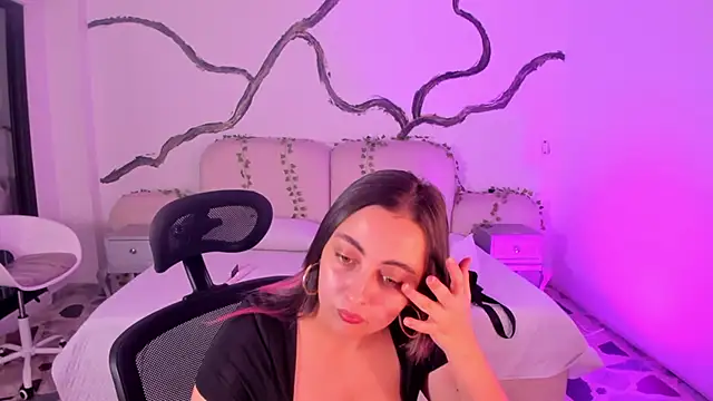 SarahCastro1  online show from September 12, 4:02 am