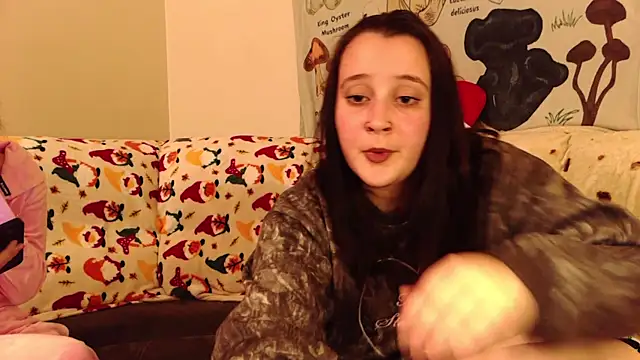 Shadow Slut online show from October 10, 12:37 am