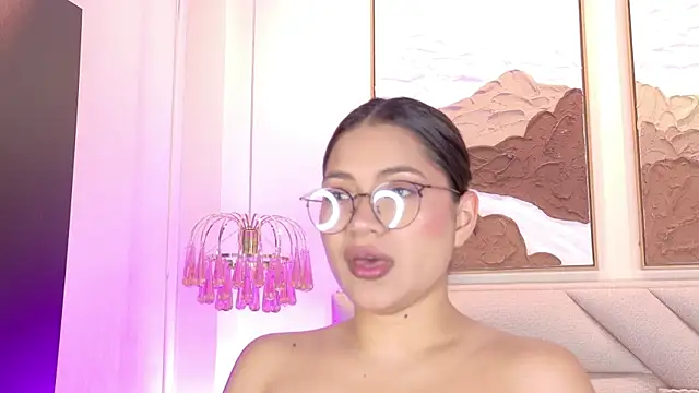 kendalFox  online show from October 26, 2:12 pm