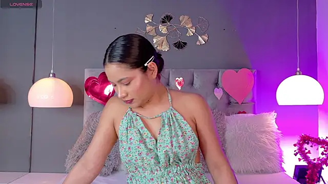 kendalFox  online show from February 12, 3:30 am