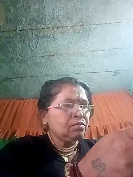 Manavi x online show from April 10, 7:58 am