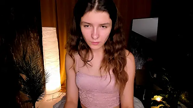 amy cute cat online show from September 9, 1:33 pm