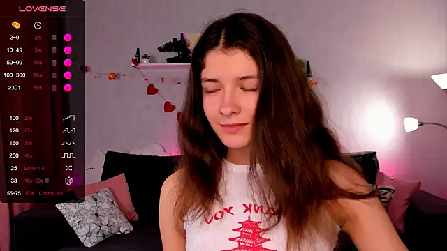 amy cute cat online show from November 6, 8:53 am