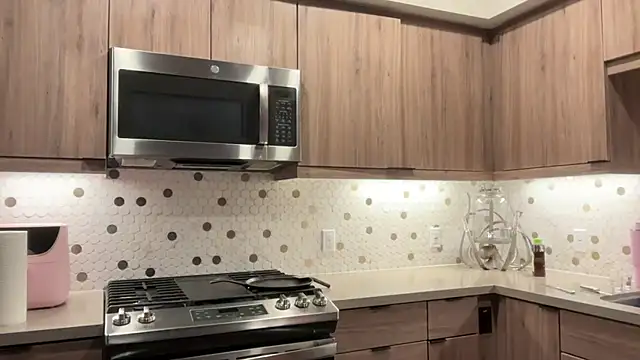 xbbybelle online show from September 21, 9:30 am