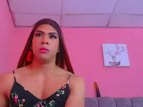 Snapshot of Coral_Santana_x chatting on September 12, 3:08 pm Coral Santana x online show from September 12, 3:08 pm