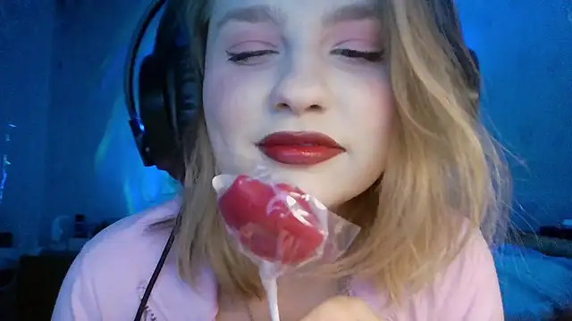 pr In cess  online show from March 17, 5:28 pm