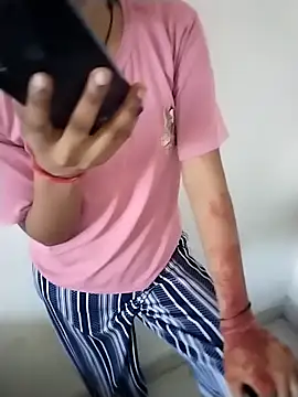 Snapshot of Student_girl2 chatting on September 22, 9:19 am Student girl2 online show from September 22, 9:19 am