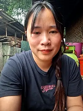 ALIENHR38 online show from October 28, 2:50 am