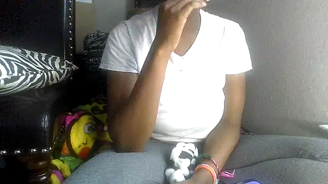 prettymaa online show from October 23, 6:25 pm