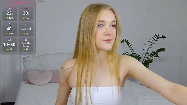 KumiKruz online show from November 19, 2:50 pm